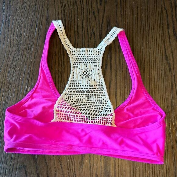 Aerie Fuchsia Hot Pink Crocheted Back Racerback Swim Bikini Top Medium - Picture 3 of 4
